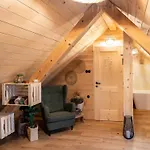 Ferienhaus Echo Valley Hillside With Sauna - Two Bedroom With Sauna Ribnica