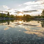 Echo Valley Hillside With Sauna - Two Bedroom With Sauna Ferienhaus *