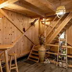 Echo Valley Hillside With Sauna - Two Bedroom With Sauna *