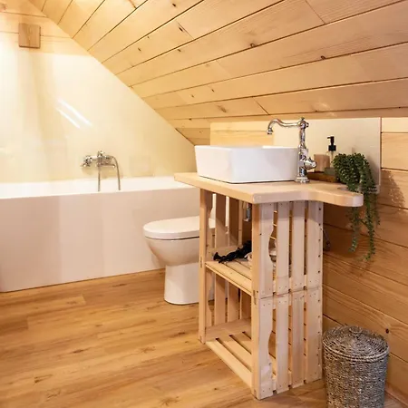 Ferienhaus Echo Valley Hillside With Sauna - Two Bedroom With Sauna Ribnica